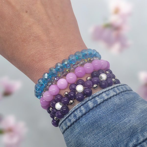 Armband met geverfde lila kwarts kralen en stainless steel verlengkettinkje - Afbeelding 2