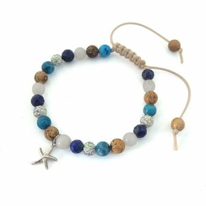 Handgeknoopte armband met beige waxkoord en lapis lazuli, witte jade, jaspis, blue crazy agaat kralen en 925 sterling zilveren zeester bedel