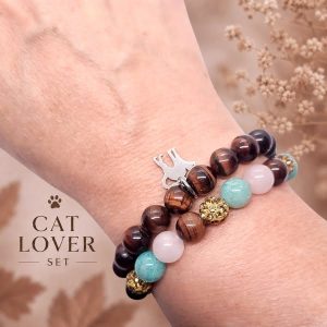 Armbandenset met rode tijgeroog, rozenkwarts, amazoniet, goudkleurige rhinestone kralen en een armband met rode tijgeroog en rvs katbedel.