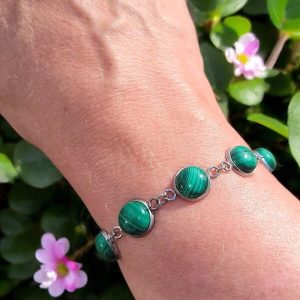 Rvs armband met malachiet stenen