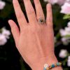Zilveren stainless steel zon ring met tijgeroog en armband met blue crazy agaat, jaspis, blauw/groene rhinestone kralen en tijgeroog