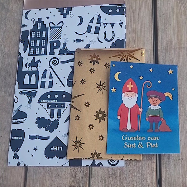 Cadeauzakje en kaartje voor Sinterklaas
