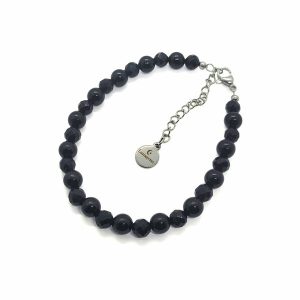 Armband met zilveren verlengkettinkje en zwarte onyx en agaat kralen